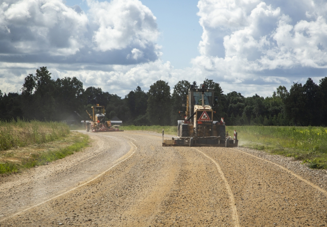 Noslēgts līgums par autoceļa pārbūvi posmā Zasa – Slate