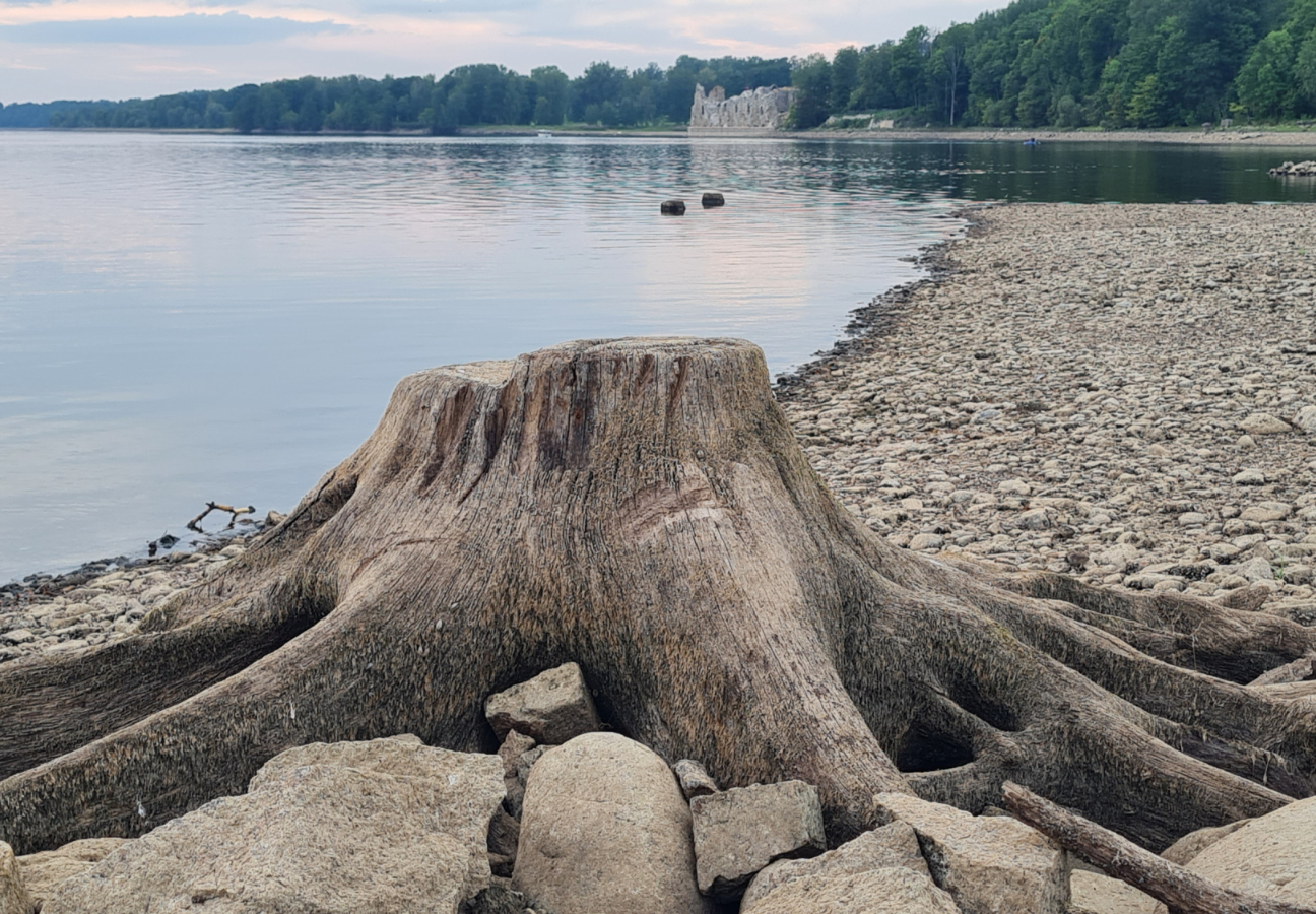 Arī šovasar Pļaviņu HES ūdenskrātuvē tiks pazemināts ūdens līmenis