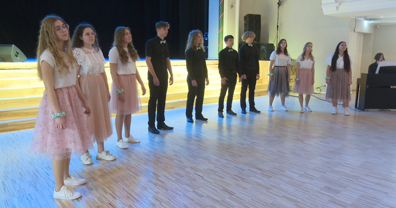 Jēkabpils novada skolu vokālie ansambļi sacen&scaron;as konkursā &ldquo;Balsis&rdquo;