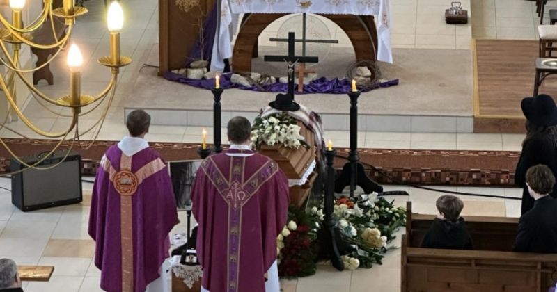 Zemes klēpī guldīts Līvānu Goda pilsonis Juris Kulakovs