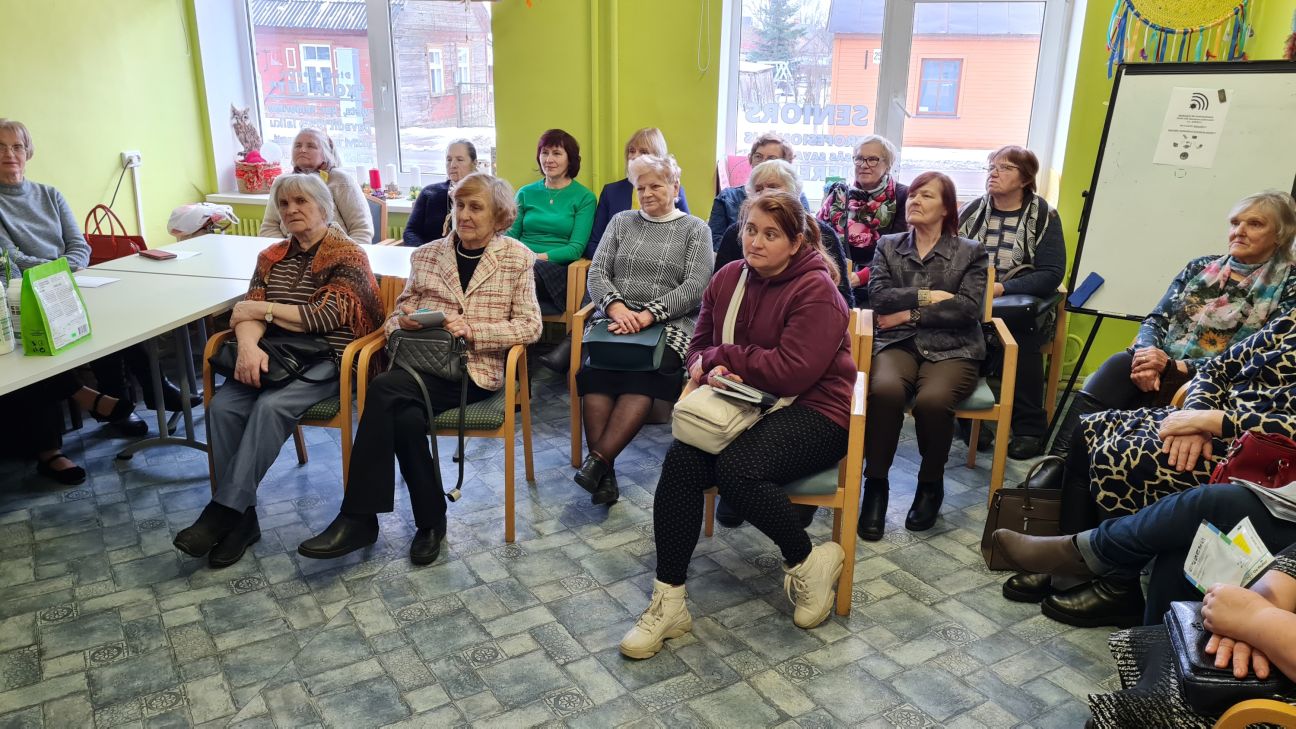 Jēkabpils seniori regulāri tiekas ar politiķiem