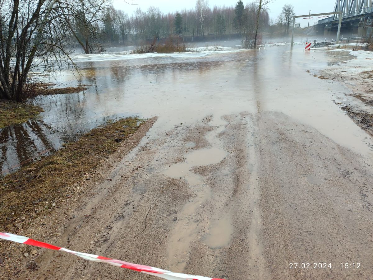 Pļaviņās gatavojas plūdiem