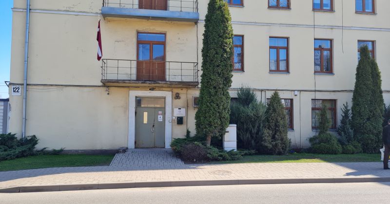 Viesītē nozog dārgu automa&scaron;īnas detaļu, Jēkabpilī apzog veikalu