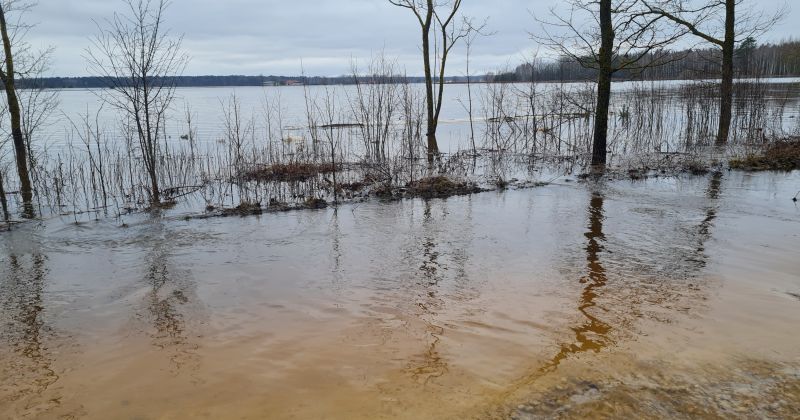 Situācija aug&scaron;pus Zeļķu tiltam stabilizējusies