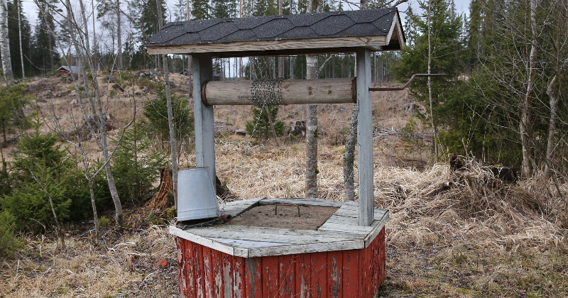 Sakas salas iedzīvotāji aicināti nelietot uzturā akas ūdeni