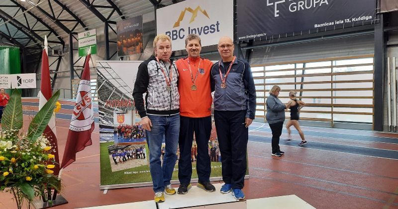 Jēkabpils novada vieglatlētikas seniori no sacensībām Kuldīgā pārved 12 medaļas