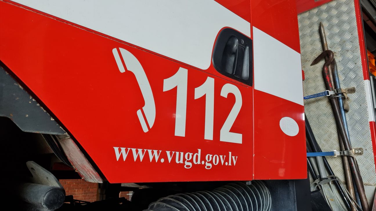 Jēkabpils novadā izcēlies ugunsgrēks dzīvojamajā mājā