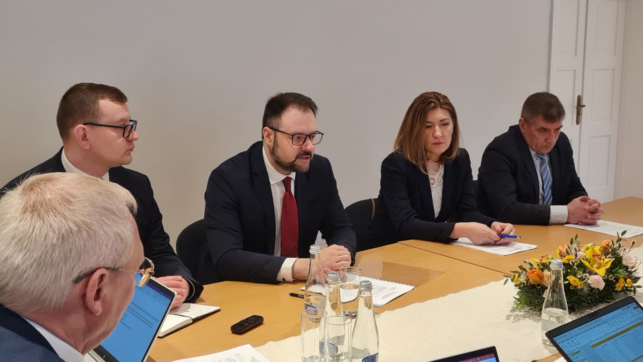 Jēkabpilī pārrunā galvenās problēmas satiksmes nozarē