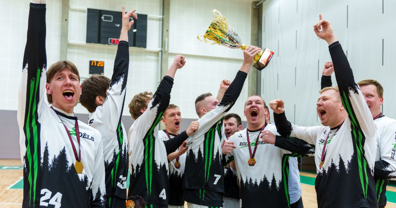 &ldquo;Egles dēls&rdquo; jau tre&scaron;o reizi kļūst par basketbola čempioniem