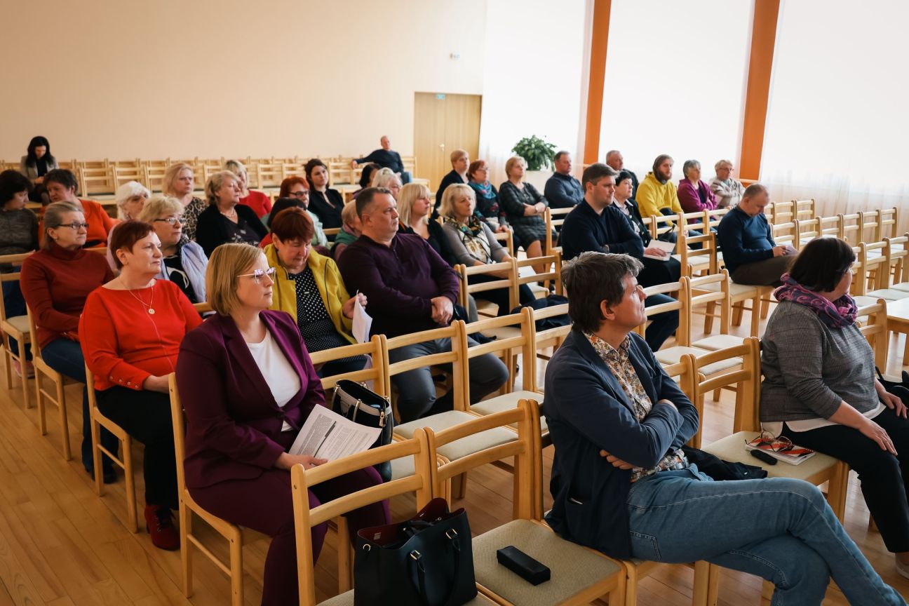 Sēlpilī aizvadīta iedzīvotāju tikšanās ar Jēkabpils novada pašvaldības vadību