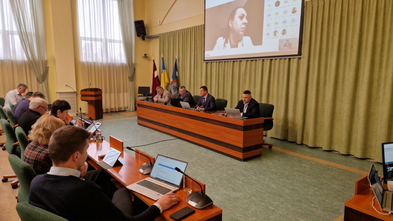 Atliek lēmuma pieņemšanu par Jēkabpils 2. vidusskolas nākotni (papildināts)