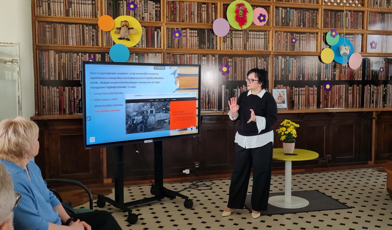 Jēkabpilī norit diskusija par tēmu “Jaunai bibliotēkai būt!”