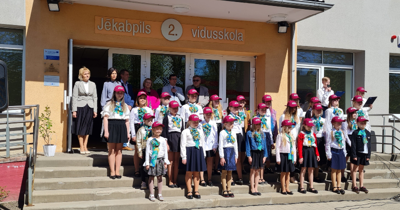 Atklāj Jēkabpils 2. vidusskolas atjaunotās telpas Rīgas ielā