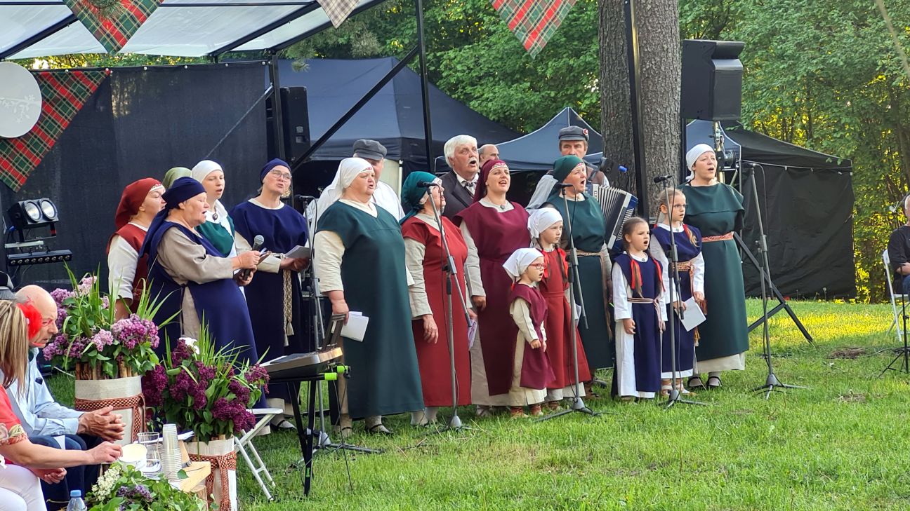 Ģedušu pilskalnā izskan Lakstīgalu nakts