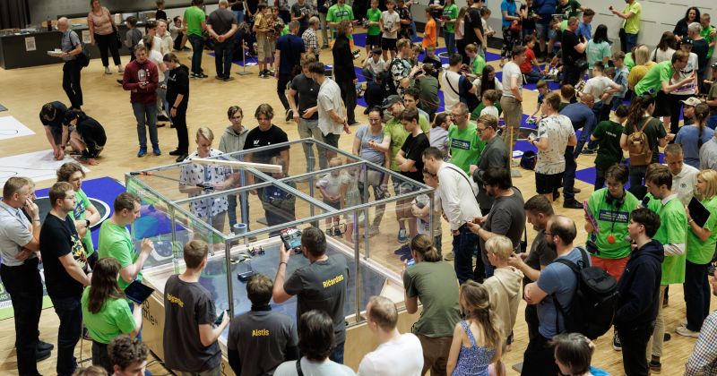 Jēkabpils novada jaunie&scaron;i gūst medaļas robotikas un elektronikas dienā