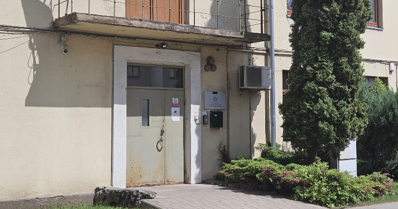 Jēkabpilī &scaron;oferis neuzmanības dēļ rada bojājumus degvielas uzpildes stacijā