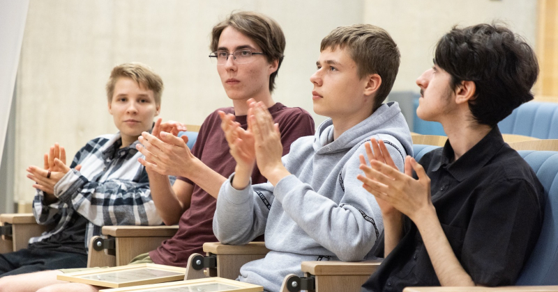 Jēkabpils jaunie&scaron;i piedalās Latvijā pirmajās kiberdro&scaron;ības sacensībās