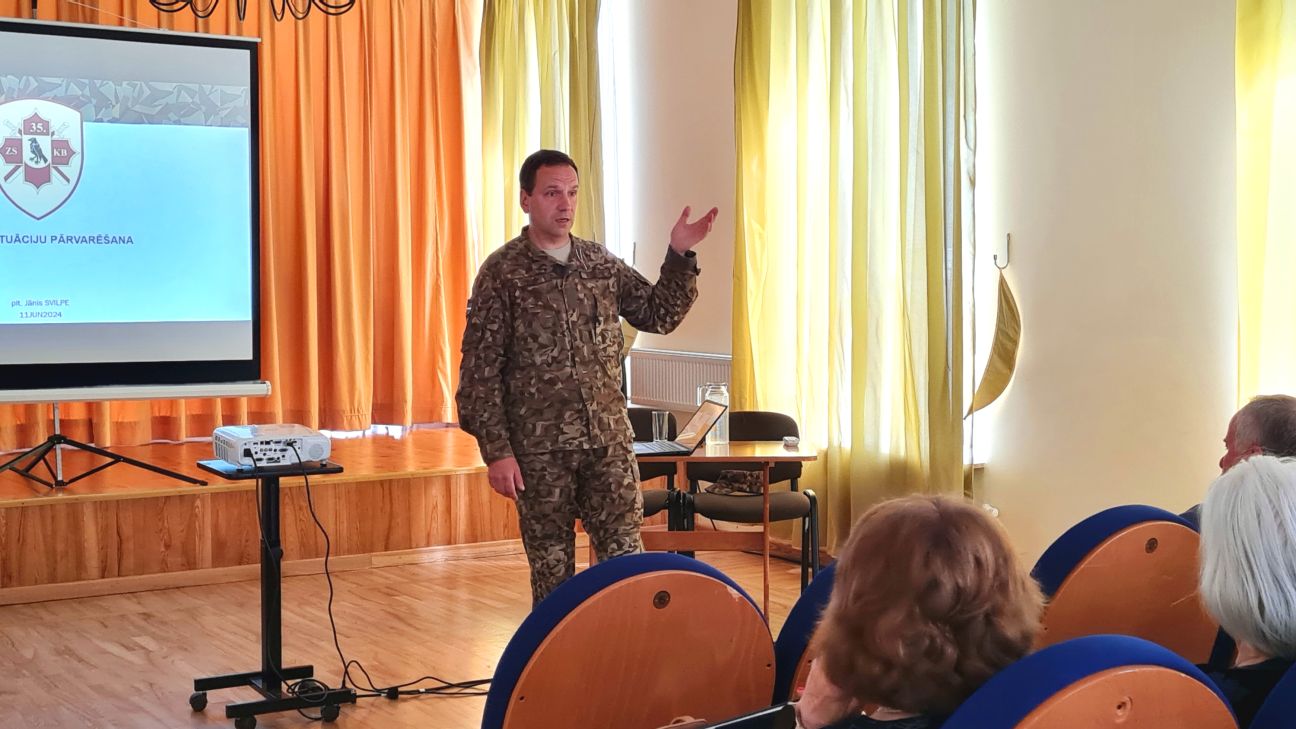 Līvāniešiem stāsta par gatavību krīzes situācijām