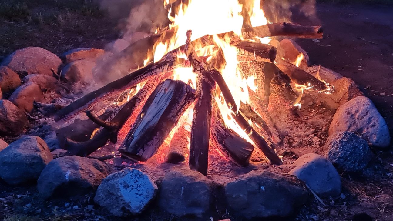 Kādas Jāņu tradīcijas vēl ir aktuālas mūsdienās?