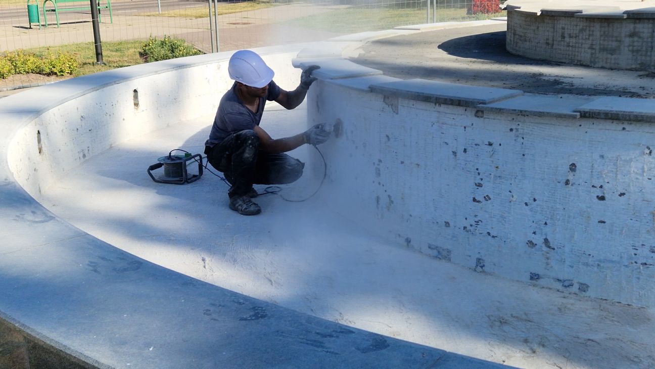 Remontē Līvānu pilsētas strūklaku