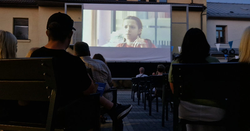 Jēkabpilī atklāts jauns kino placis