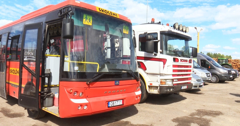 Biedrība &ldquo;Izaicini sevi&rdquo; nogādās Ukrainā pa&scaron;valdības ziedotos auto