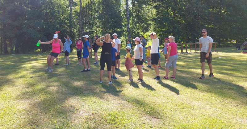 Dodies ģimeniskā pārgājienā pa Ābeļu pagastu!