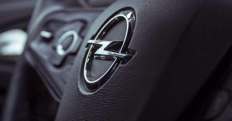 Aknīstē nozagtas auto numurzīmes