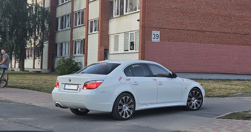 Jēkabpilī pieķer iereibu&scaron;u &scaron;oferi bez tiesībām