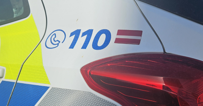 Salas pagastā vīrietis sēžas pie stūres stiprā reibumā