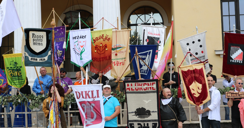 Jēkabpils novada amatierteātru kolektīvi piedalās svētkos Valkā