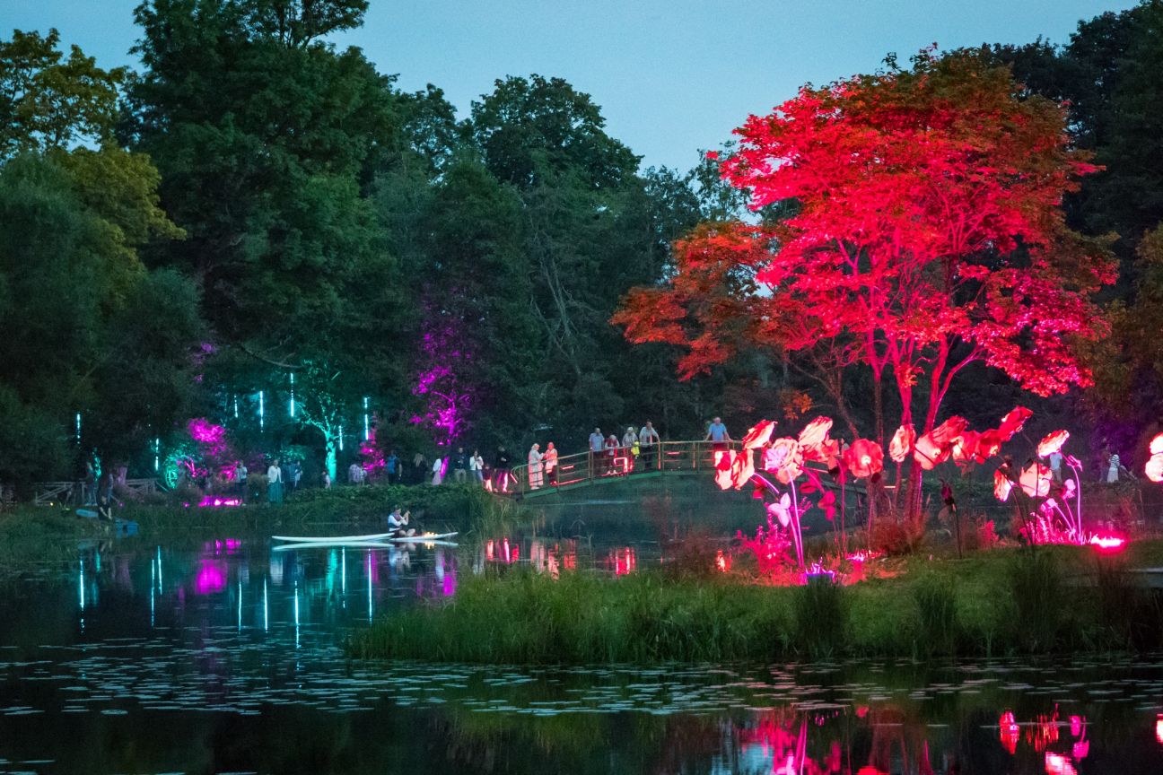 Zasas muižas parkā aizvadītas Leģendu naktis