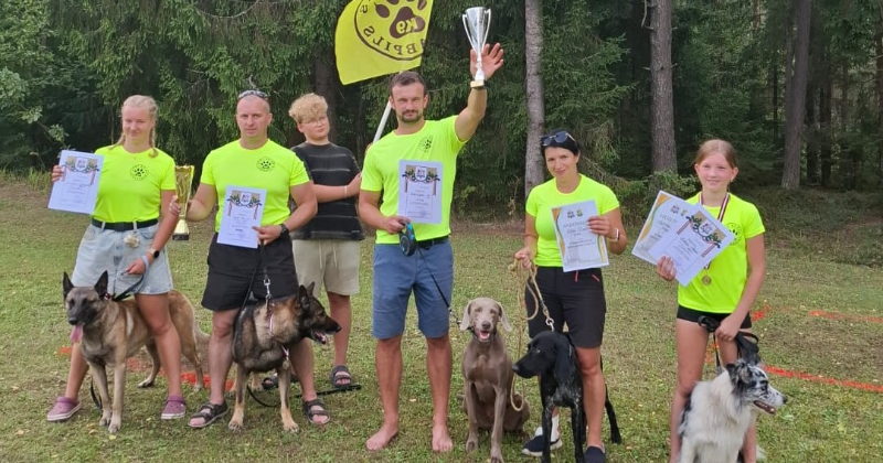 &ldquo;Lū&scaron;u ķepas&rdquo; pārved mājās medaļas