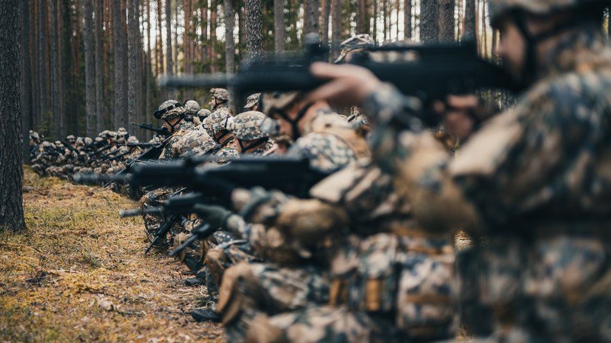 Sievietēm jābūt gatavām doties dienēt