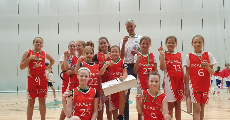 Meiteņu komandas uzkrāj pieredzi basketbola kausā &ldquo;Lūsenes&rdquo;