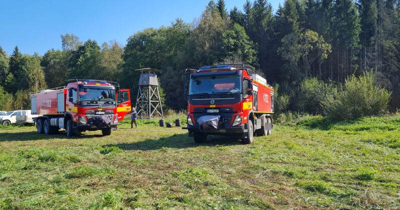 Jēkabpils novadā izcēlies pēdējā gada laikā lielākais meža ugunsgrēks (papildināts)