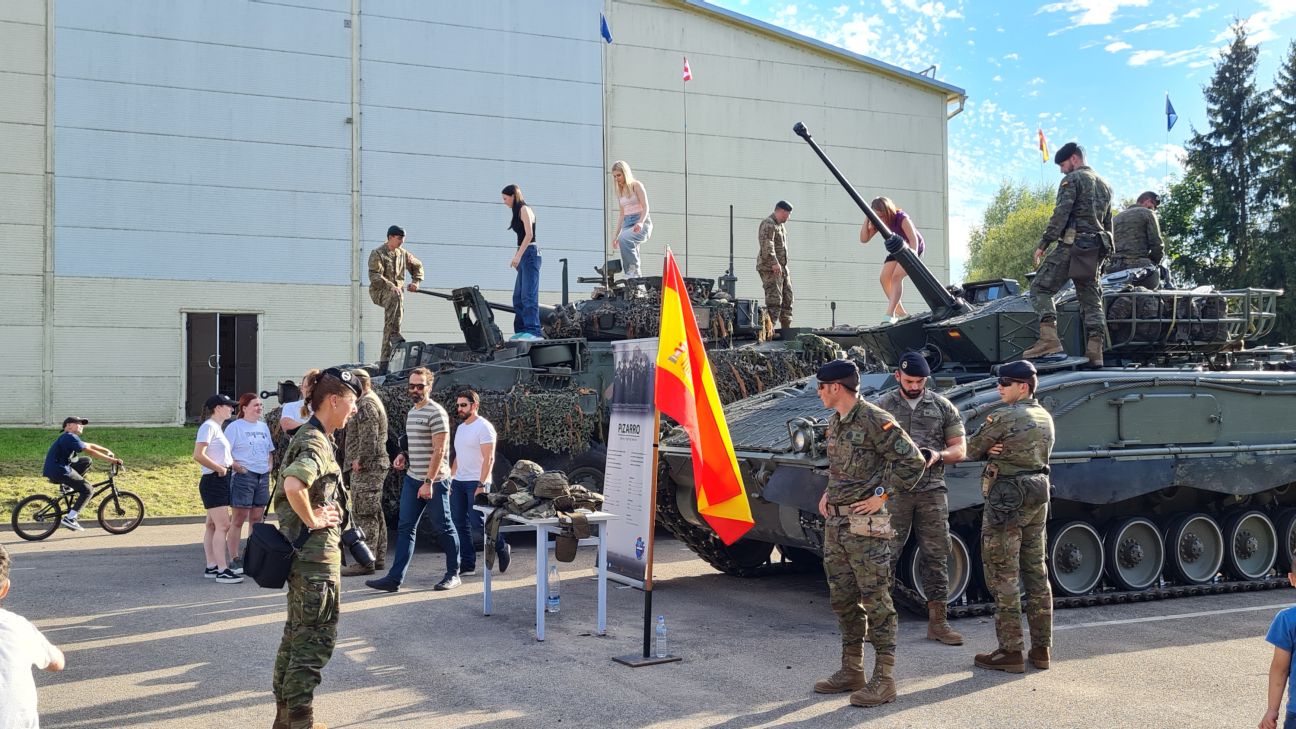 Militāro izstāžu mērķis – vairot iedzīvotājos drošības sajūtu