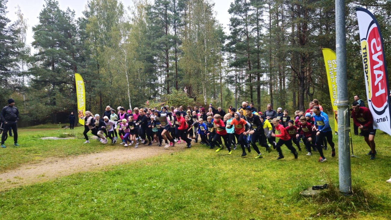 Pusstundas skrējiena 41. sezonu uzsāk teju 140 skrējēji