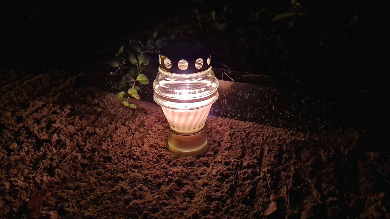 Jēkabpils pilsētas kapos Svecīšu vakars būs 2. novembrī