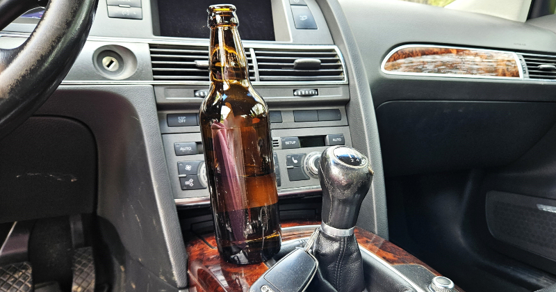 Jēkabpilī dzērāj&scaron;oferis netiek galā ar spēkrata vadību