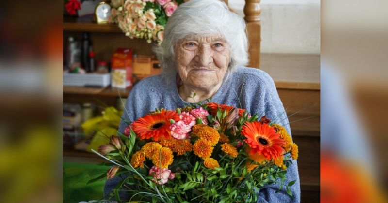 Jēkabpils novadā sirsnīgi sveic novadnieci Idu Baltmani 100 gadu jubilejā 