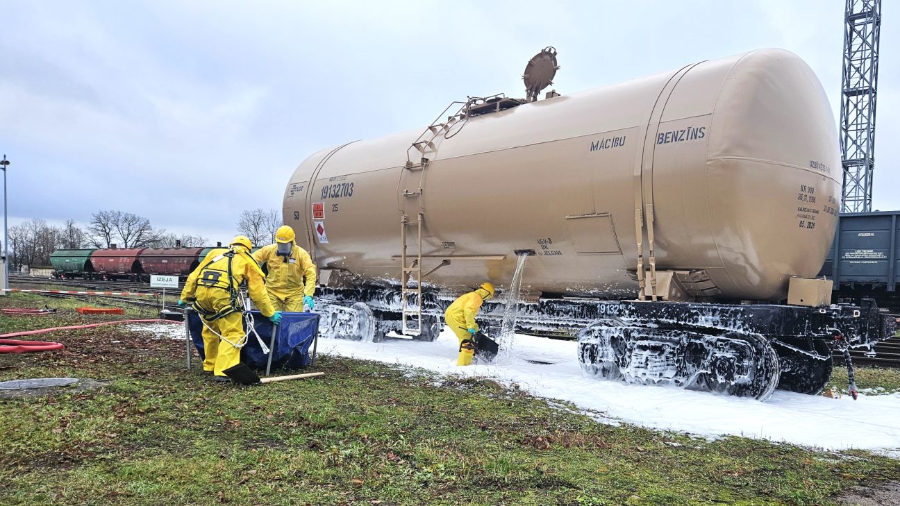 Krustpils stacijā norisinājusies civilās aizsardzības un katastrofu simulācija