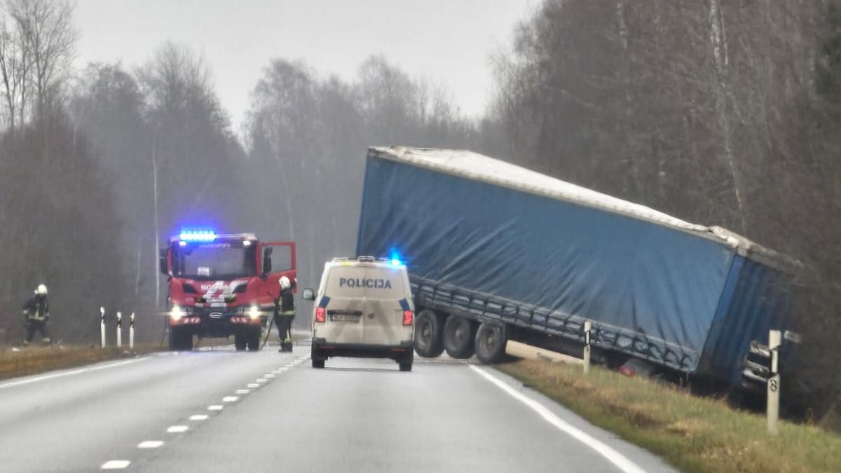 Atašienes pagastā – bīstama avārija  (PAPILDINĀTS plkst. 14:26)