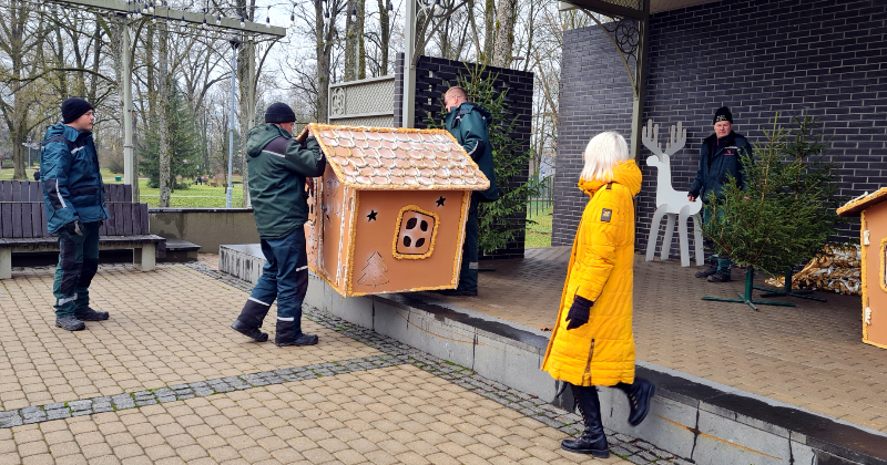 Jēkabpili sāk rotāt Ziemassvētkiem