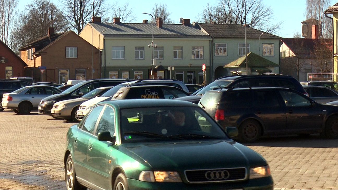 Vecpilsētas laukums diennakti būs slēgts satiksmei