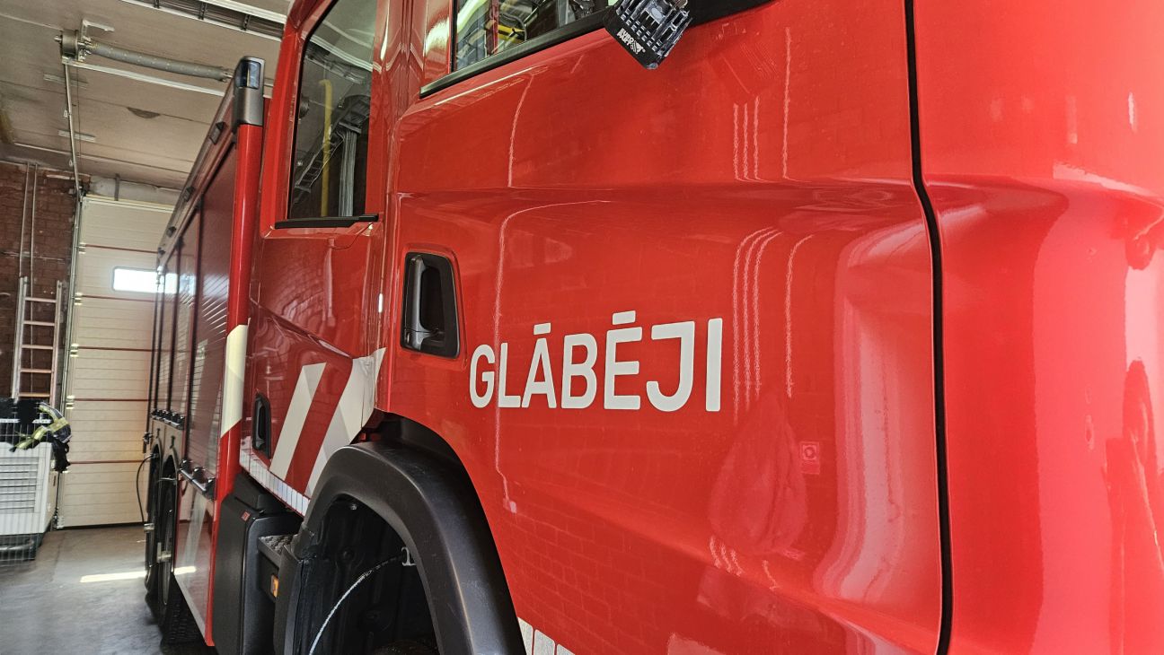 Skrīveru pagastā izceļas ugunsgrēks dzīvojamajā mājā