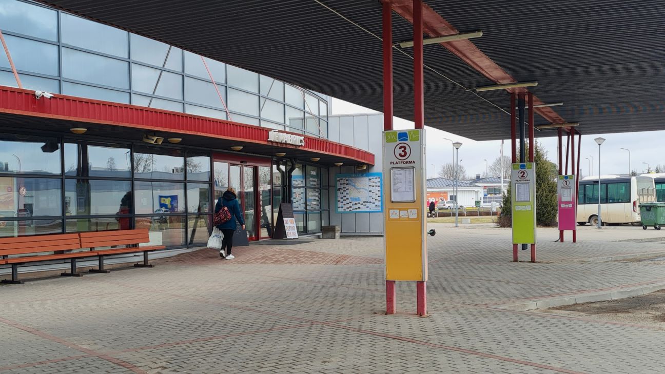 Autotransporta direkcija pielāgo reisus Jēkabpils 3. vidusskolas vajadzībām