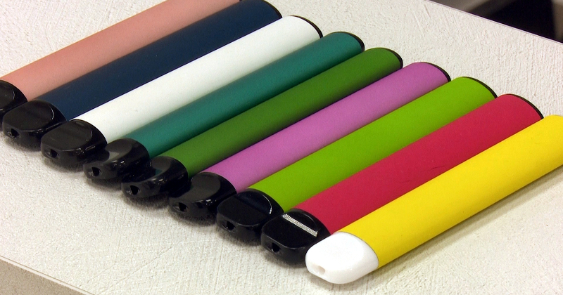 Iedzīvotāji uzskata, ka jaunie&scaron;i tāpat atradīs veidus, kā uzvilkt dūmu