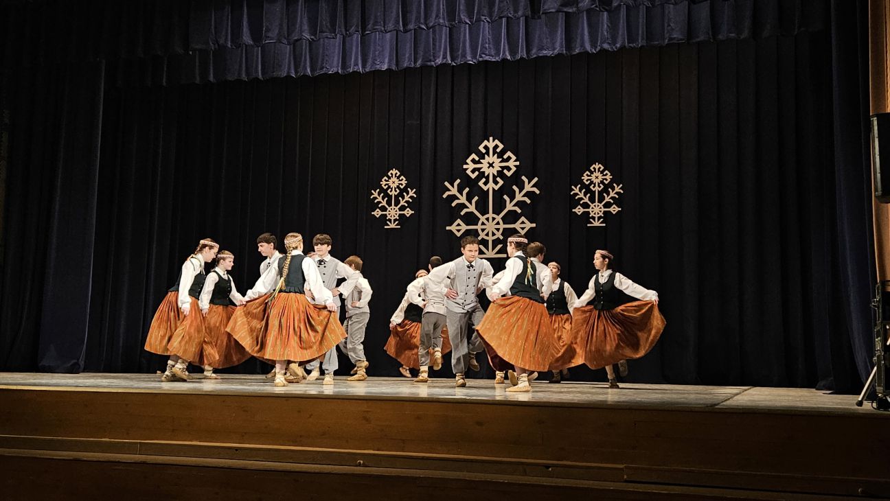 XIII Latvijas Skolu jaunatnes dziesmu un deju svētkiem gatavojas teju 1000 Jēkabpils novada iedzīvotāji