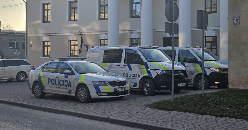 Jēkabpilī vīrietis sēžas pie stūres vairāk nekā trīs promiļu stiprā reibumā